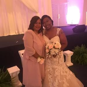 Meet your Posher, Taye prada lamar